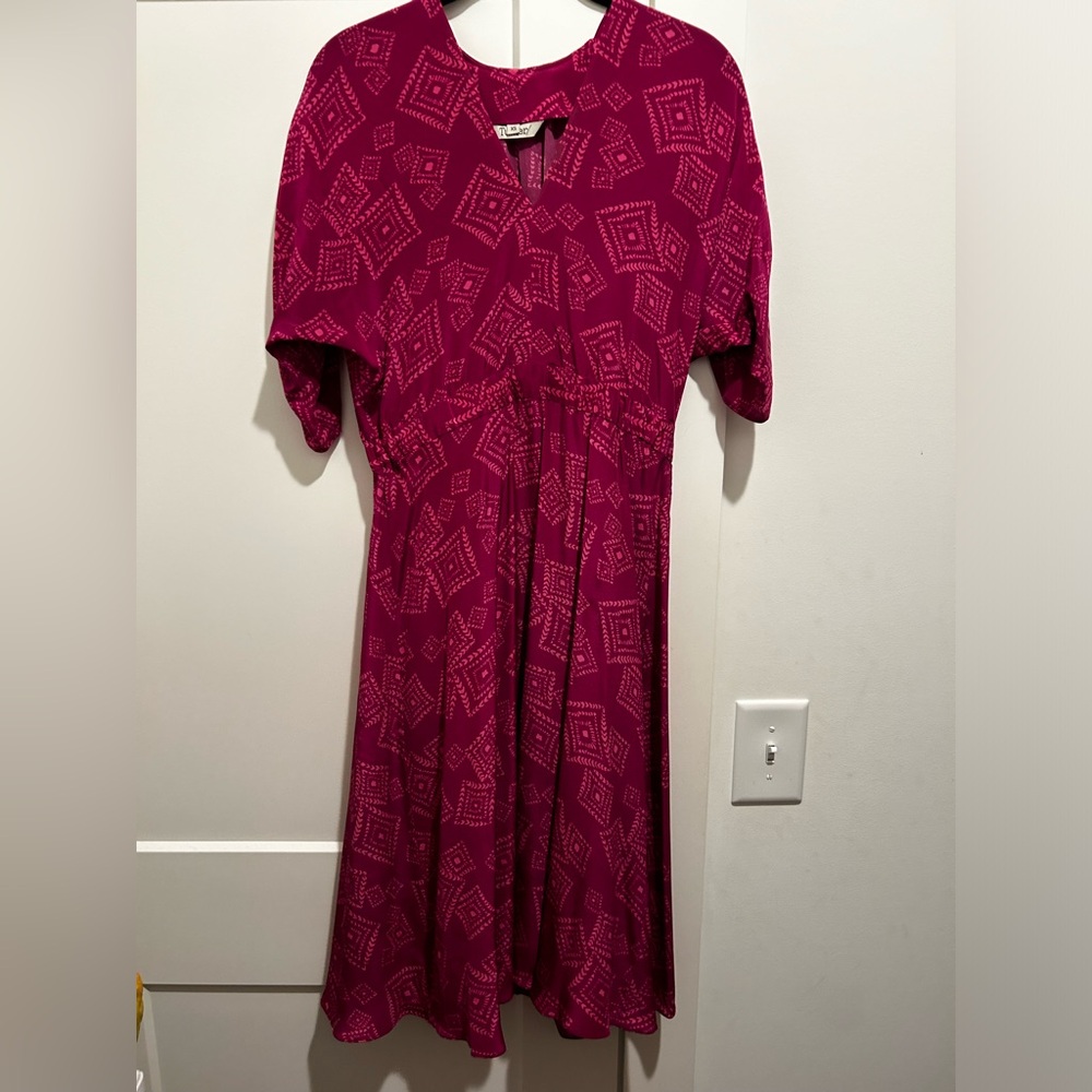 Tucker NYC dress in EUC